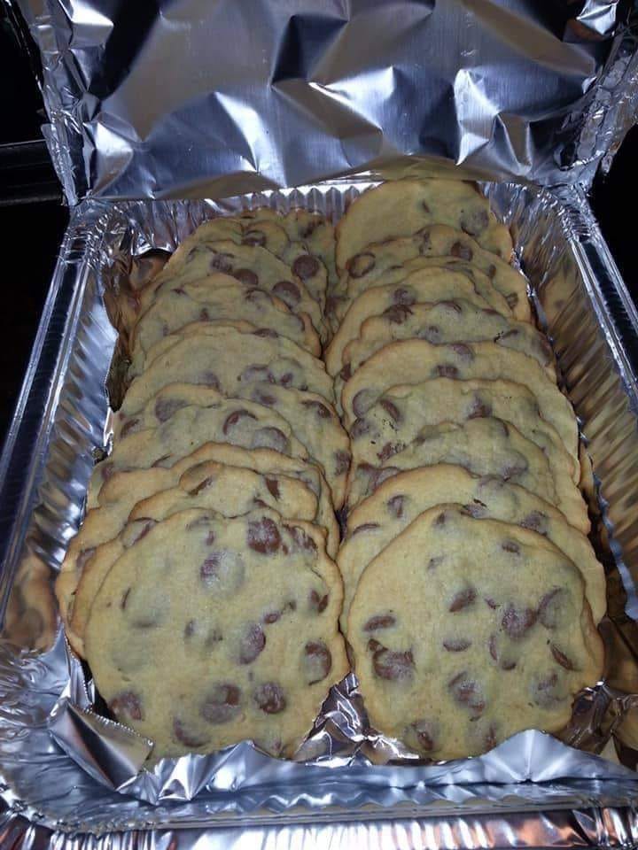 COOKIES WITH CHOCOLATE CHIP