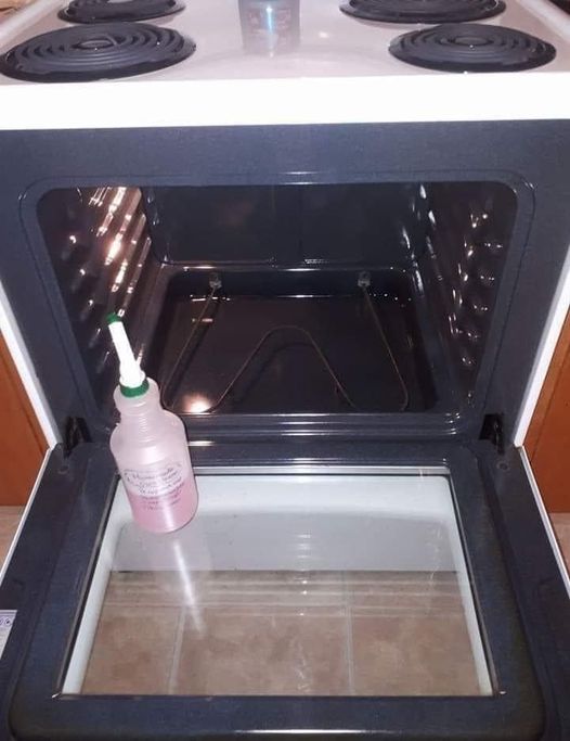 A NATURAL AND EFFECTIVE SOLUTION FOR A SPARKLING KITCHEN IS A HOMEMADE OVEN CLEANER.