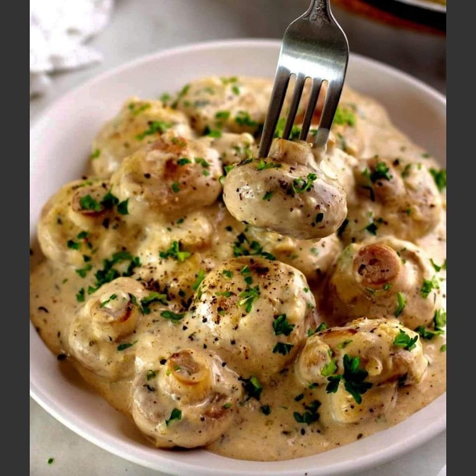 PARMESAN GARLIC MUSHROOMS