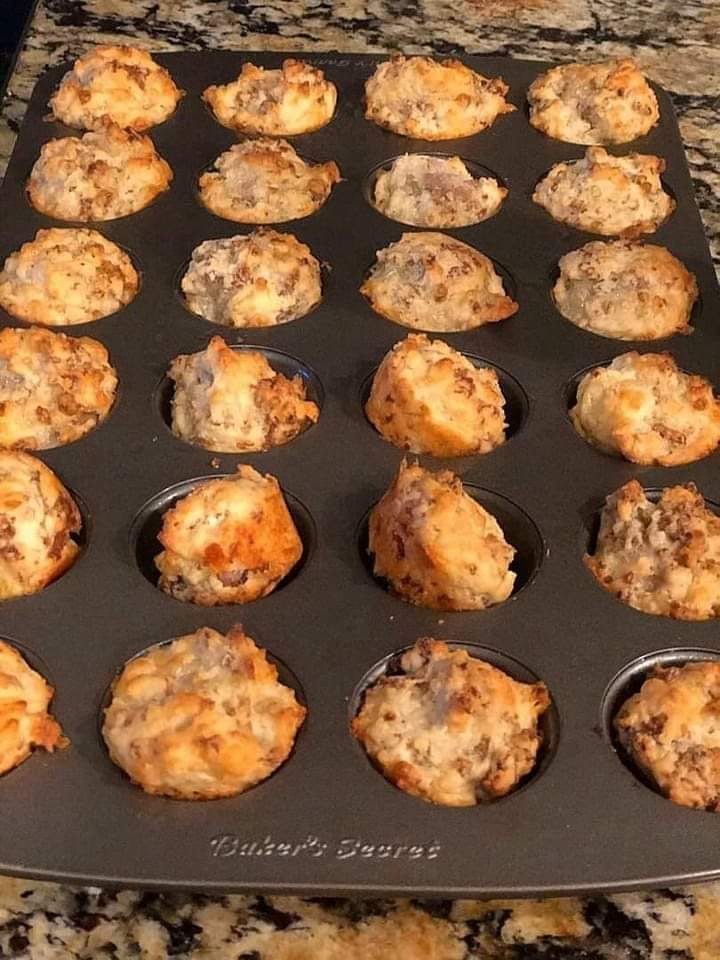 BITES OF CRISPY HASHBROWN SAUSAGE