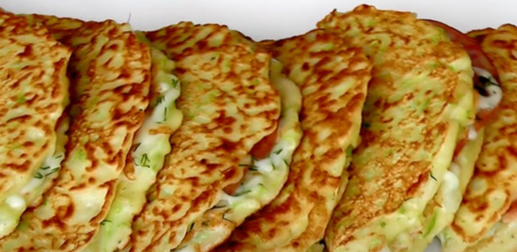 Zucchini pancakes: a delectable recipe for a quick dinner.