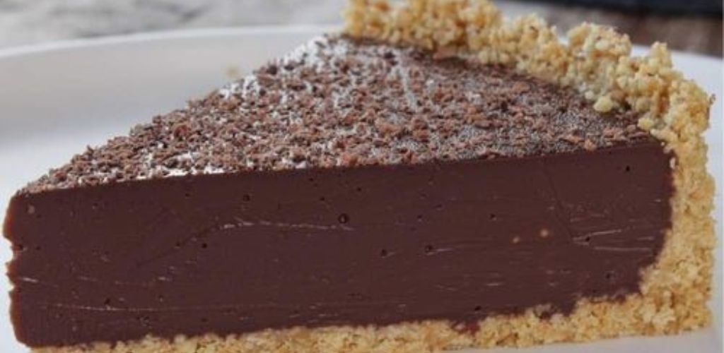 No-Oven Chocolate Pie: The Recipe That Makes It So DeliciousIngredients: