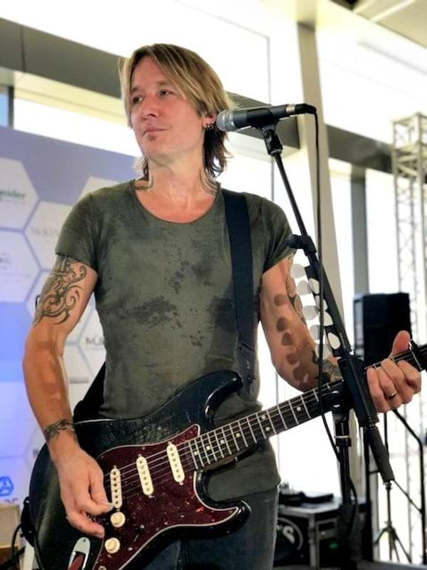 Keith Urban Inspires Hope and Raises Awareness for Prostate Cancer