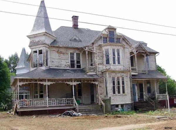 The Old House That Stole Hearts: A Tale of Restoration