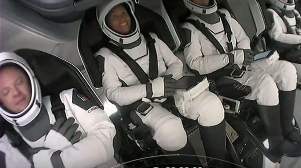 ‘Happy’ SpaceX Tourist Crew Spends First Day Whizzing Around Earth