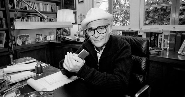 Remembering Norman Lear: The Pioneer Who Revolutionized Television