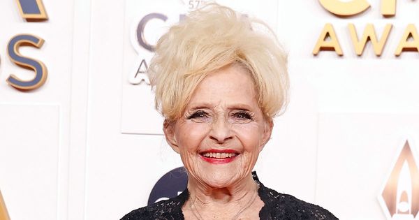 Brenda Lee’s ‘Rockin’ Around the Christmas Tree’ Tops the Charts After 65 Years