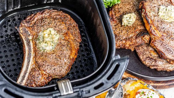 How to Cook Steak In an Air Fryer