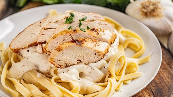 Easy Chicken Alfredo