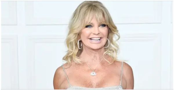 Goldie Hawn, 77, looks ageless in new video and fans are all focused on one thing