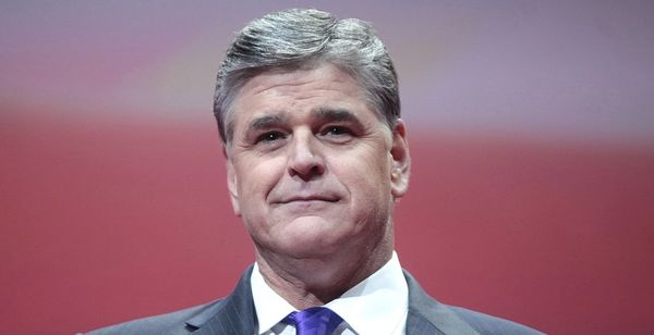 Sean Hannity Gets “Caught In The Act” When He Thinks He’s On A Commercial Break