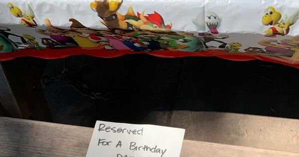 Parents Under Fire for Entitled Note on Park Bench for Toddler’s Birthday Party