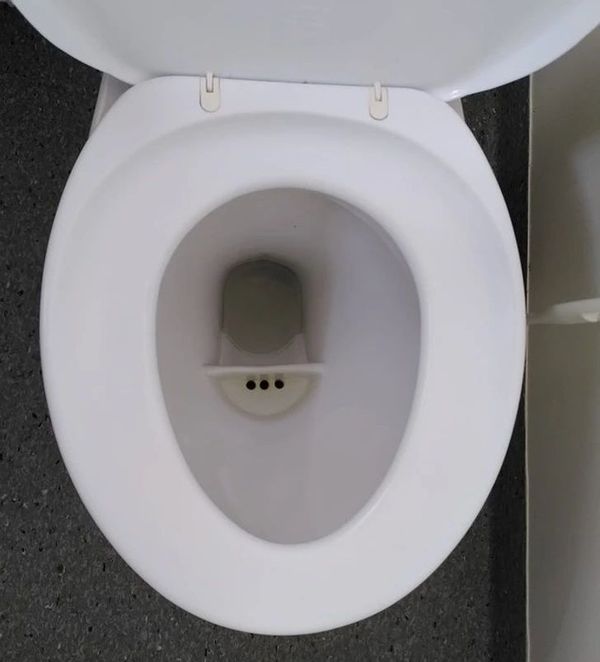 Separate toilet compartment for urine