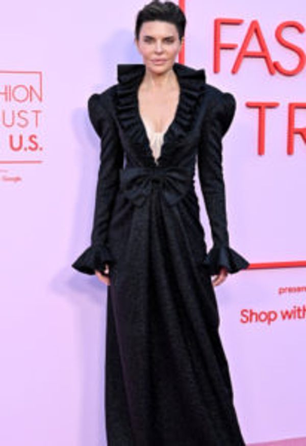 Lisa Rinna in Viktor & Rolf Couture dress