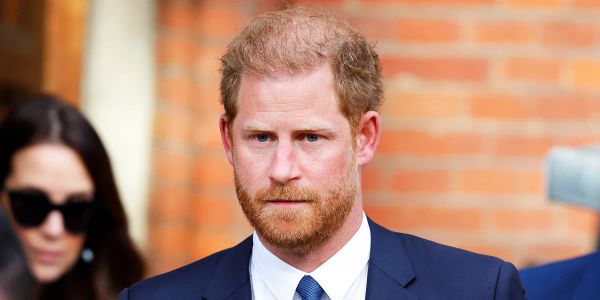 King Charles Denies Photo with Prince Harry: Royal Biographer Explains