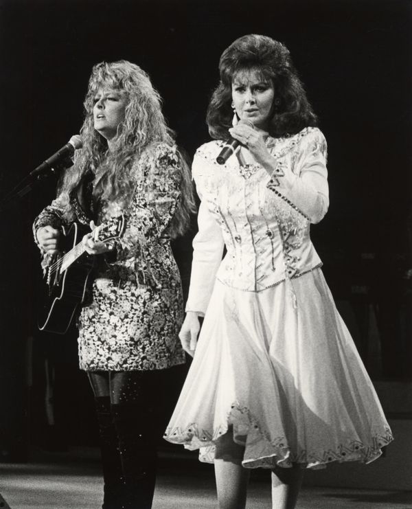 Wynonna Judd and her mother