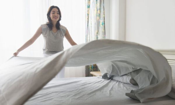 The Great Debate: Which Way Should Bed Sheets Go?