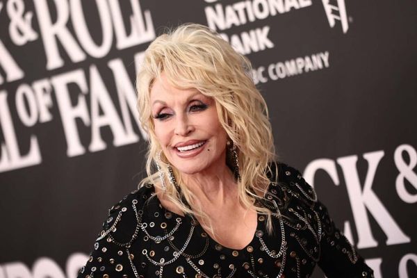 Dolly Parton’s Dedication to Fashion and Love