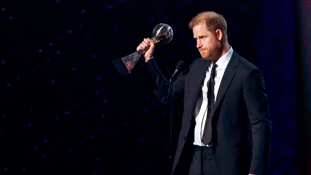 Prince Harry accepts Pat Tillman Award for Service at 2024 ESPYs