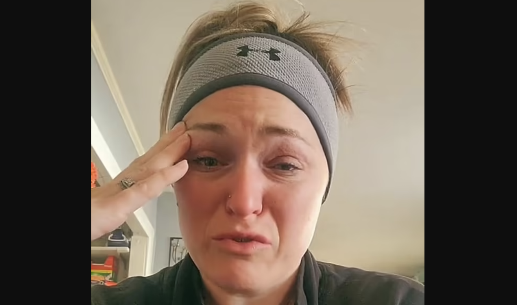 Nurse And Mom Breaks Down About Not Being Able To Pay Her Bills