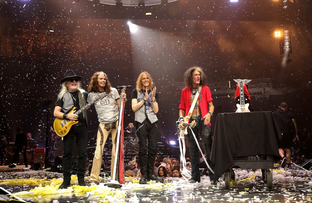 Aerosmith announces they’re retiring from touring following Steven