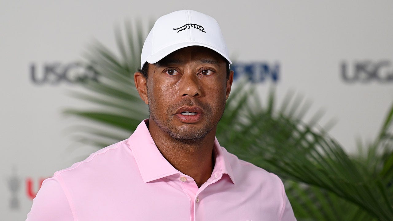 Tiger Woods Interview Caused CBS Reporter to ‘Lose Sleep,’ and Her Legs Shook ‘Uncontrollably’