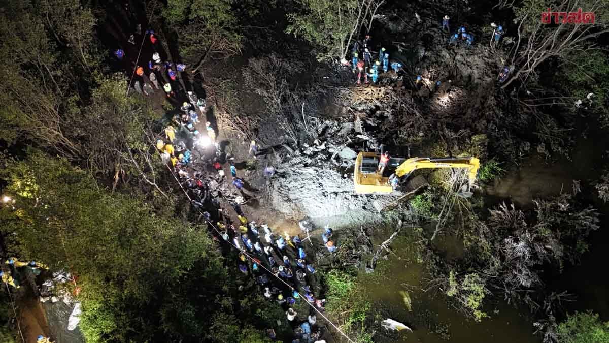 Seven Feared Dead as Tourist Plane Crashes in Thailand