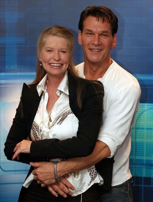 Watch Patrick Swayze and His Wife of 34 Years Dancing Together at The World Music Awards