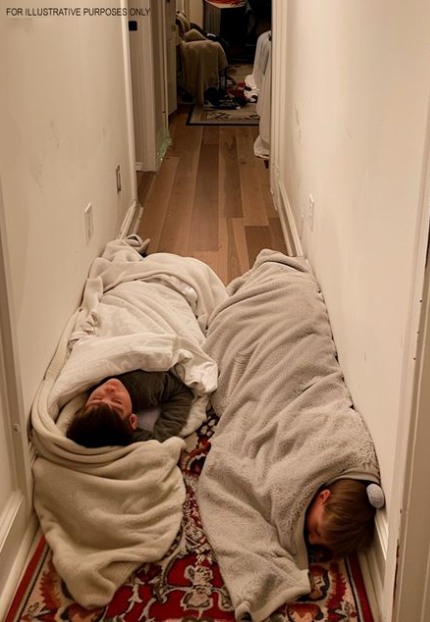 I Came Home to Find My Kids Sleeping in the Hallway — What My Husband Turned Their Bedroom into While I Was Away Made Me Feral