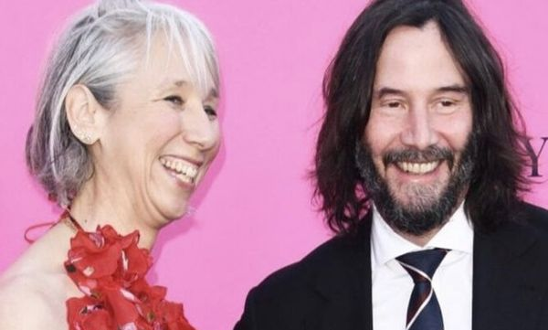 Keanu Reeves: A True Romantic